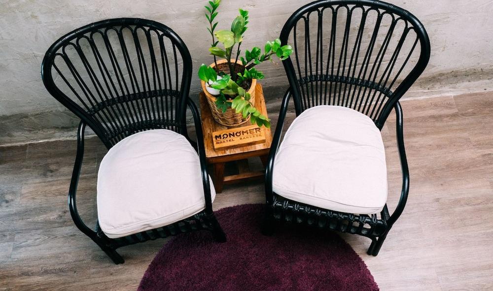 Hostal Monomer Bangkok